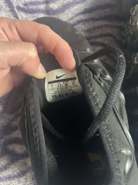 Продам кросівки Nike Airmax TN