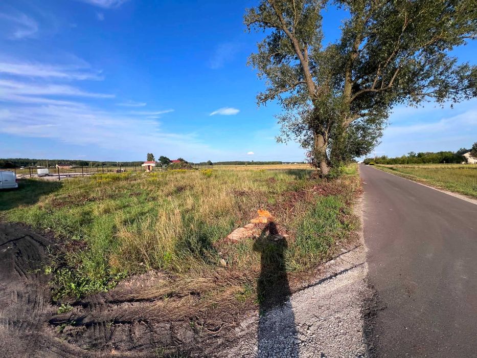 Działka na sprzedaż