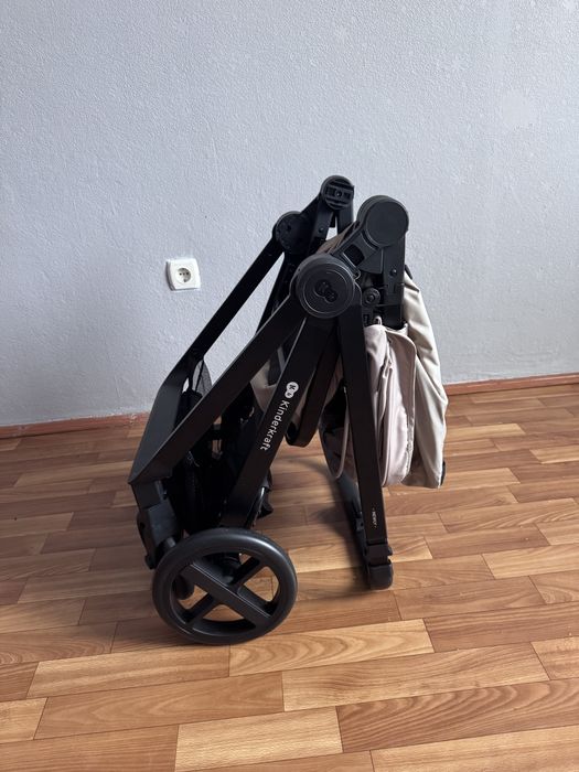 Продам Нову коляску- трансформер