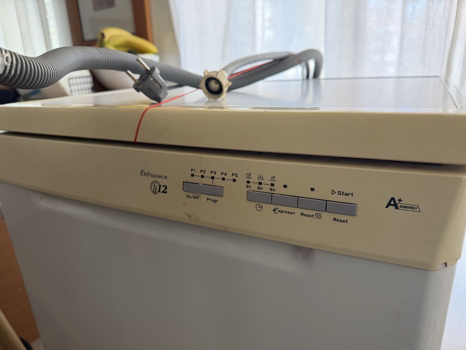 Máquina lavar louça Candy classe A+