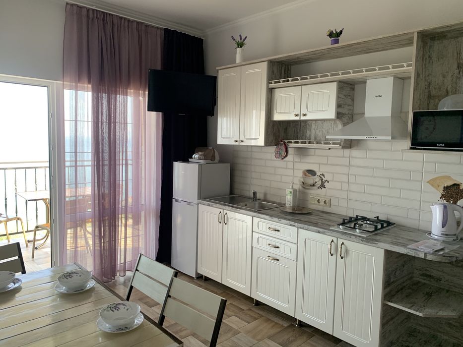 Жилье .Аппартаменты (берег моря) Черноморское ( Чабанка) Одесская обл