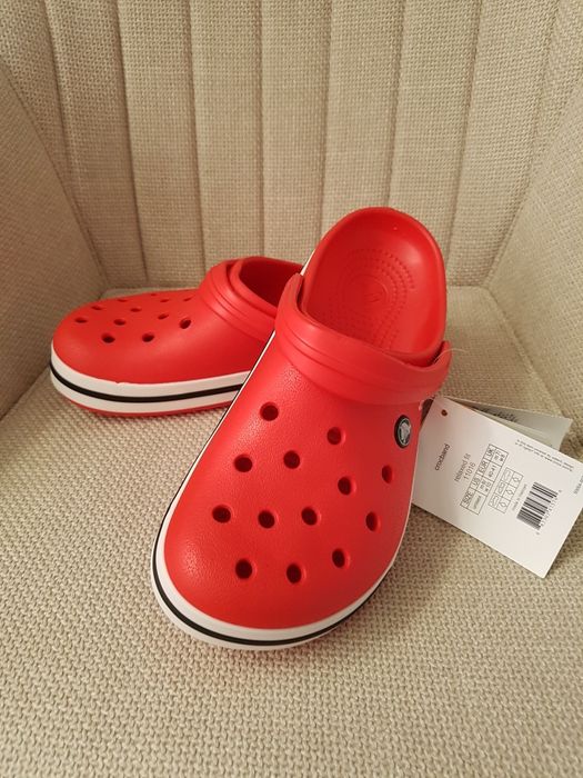 Czerwone klaoki gumowe Crocs rozm.39 odwkładka 25cm