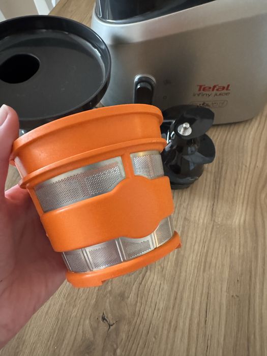 Соковитискач шнековий Tefal ZC255B38