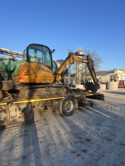 Екскаватор Jcb 8055