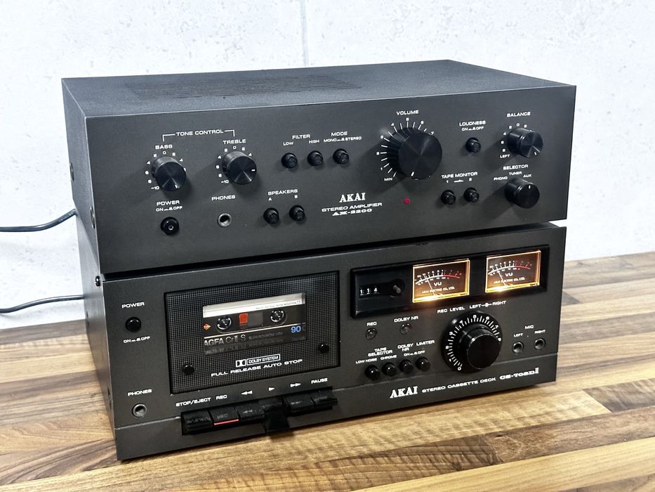 Zestaw Akai AX-2200, CS-702 II magnetofon deck, wzmacniacz,wychyły