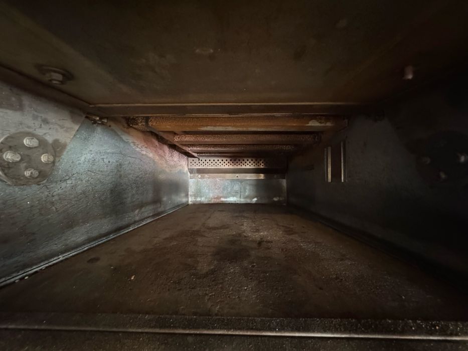 Forno Ramalho em muito bom estado.