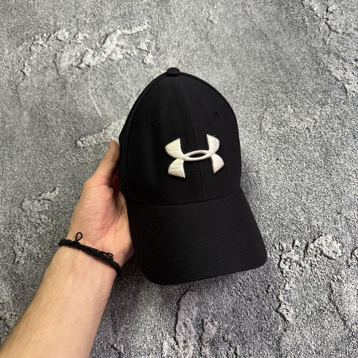 Кепка чорна чоловіча under urmour CENTER logo , андер армур кепка