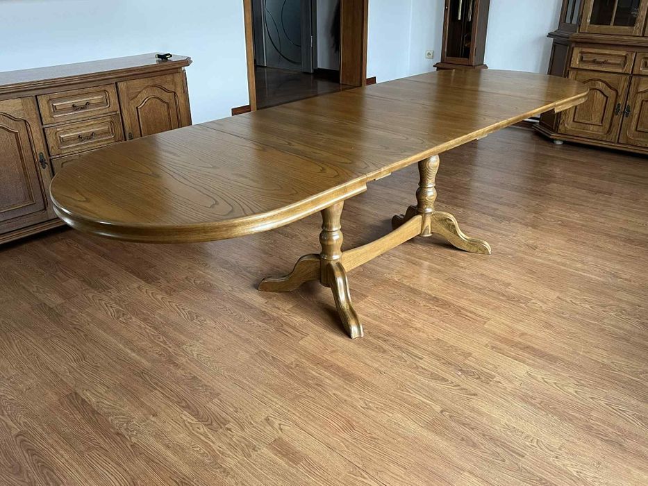 Solidny rozkładany stół dębowy wraz z krzesłami– do 280 cm | bardzo dobry stan
