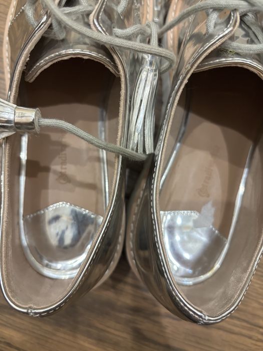 Srebrne Loafersy stradivarius rozm. 37