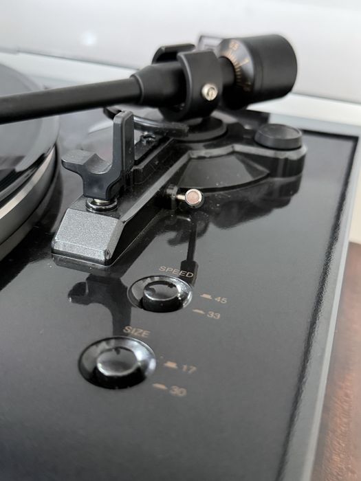Gramofon Denon DP-300F