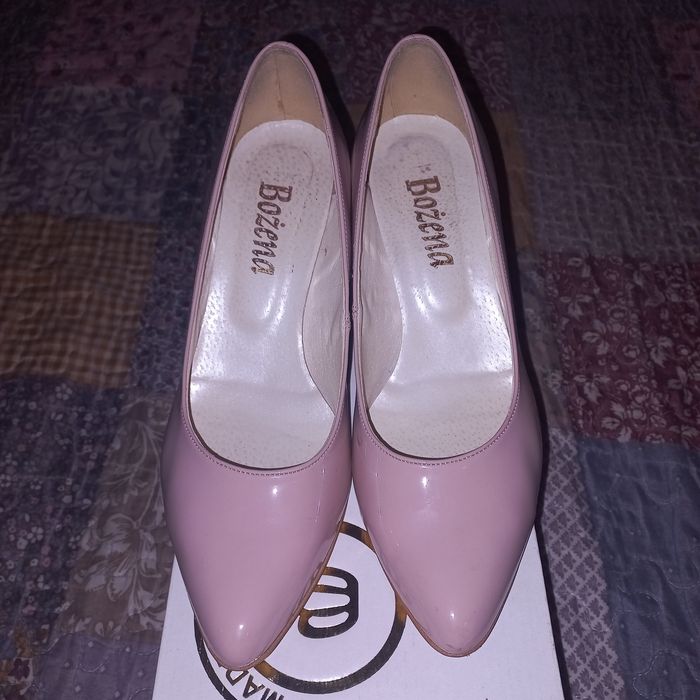 Buty na obcasie pudrowy róż