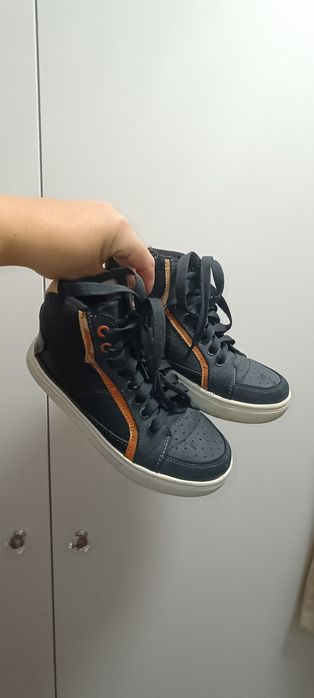 Sneakersy Buty jesienne za kostkę rozmiar 31
