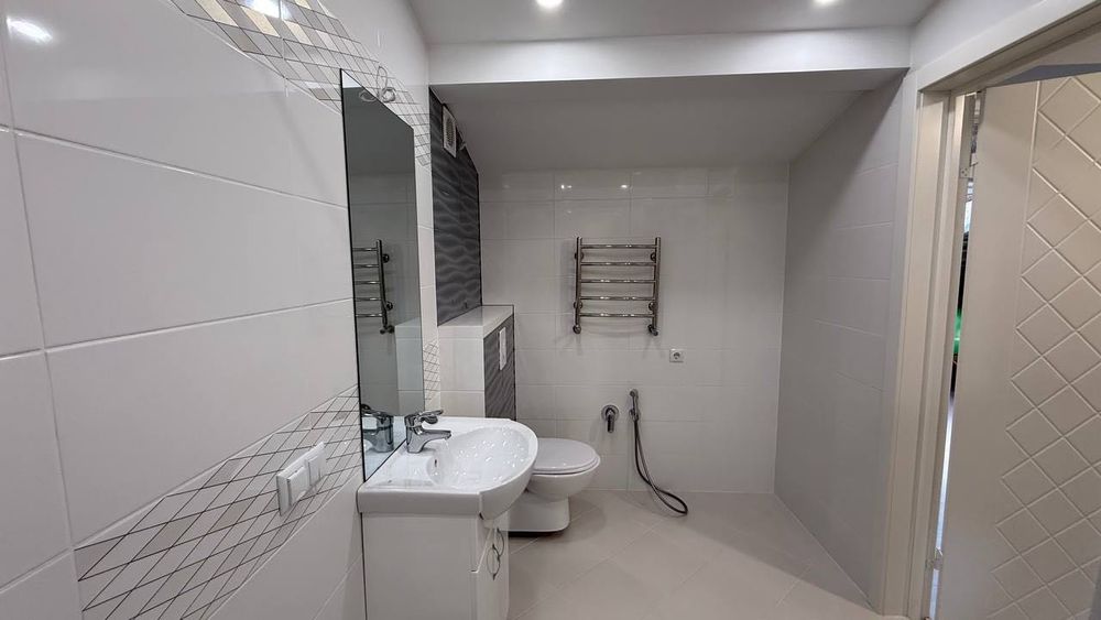 Продаж котеджу  235 м з ремонтом  у Львові вул. Ранкова-Кульпарківська