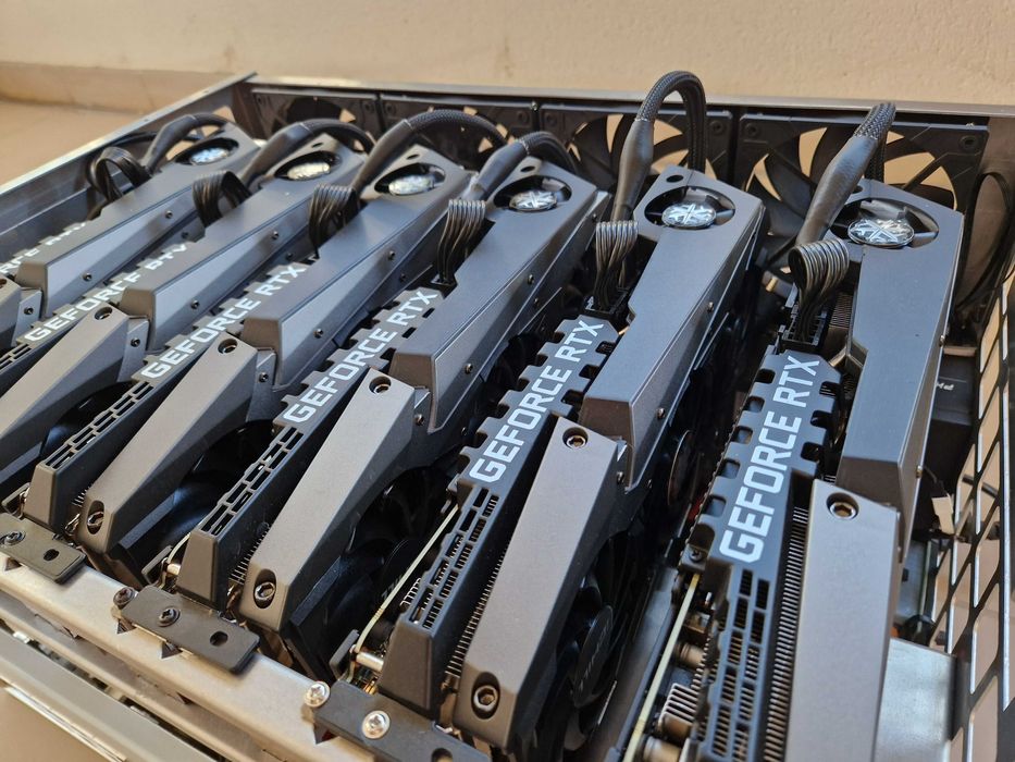 2 Rigs de mineração com 6 3080Ti's