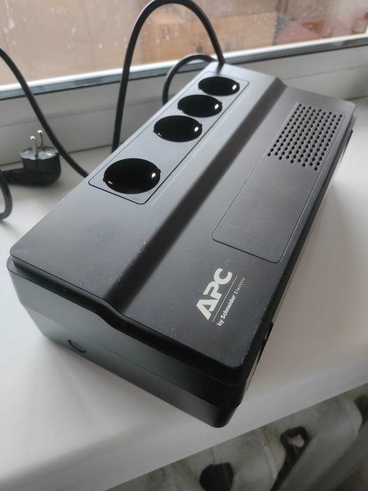 Безперебійник (UPS) - APC BV650I-GR 650VA, 375W