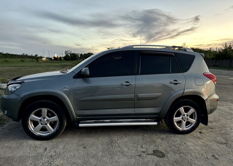 Продам Тoyota RAV4 2006