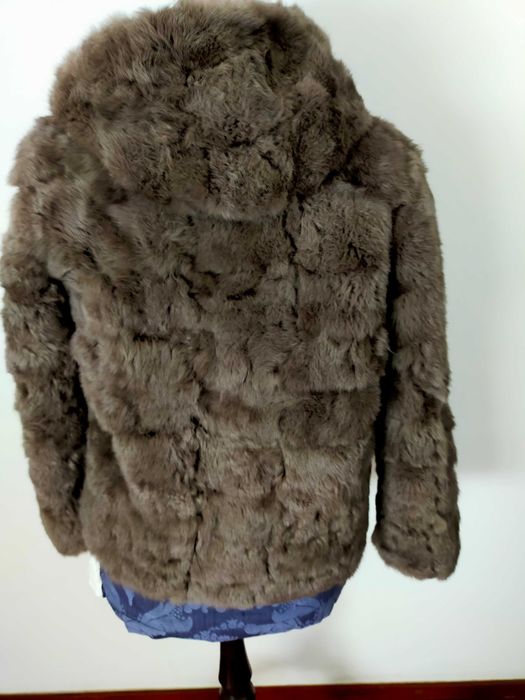 Blusão em pelo de cor beje