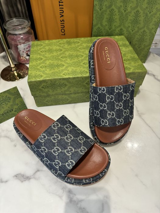Klapki Gucci Jeans Monogram