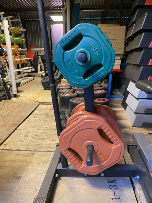 Sztangi do body pump ze stojakiem