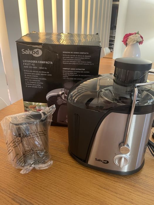 Máquina de Sumos SAVOID nova