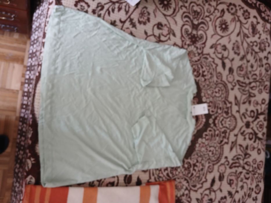 Top C&A verde claro mangas curta XXL