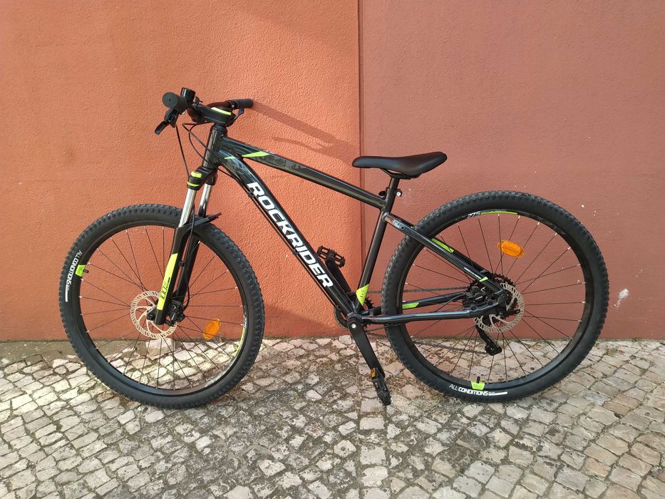 bicicleta BTT Decathlon Btwin Rockrider ST530