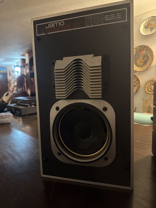 Jamo Dynamic d1 - Colunas Dinamarquesas