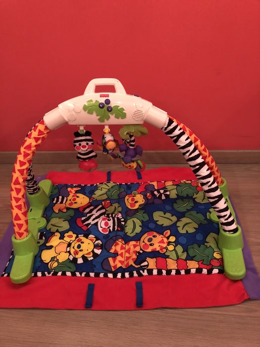 Развивающийся коврик