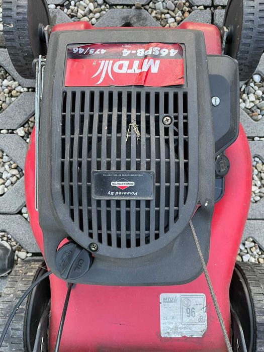 Kosiarka MTD spalinowa z napędem (szer. 46 cm)