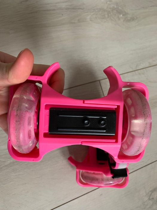 Wrotki, kółka regulowane na buty