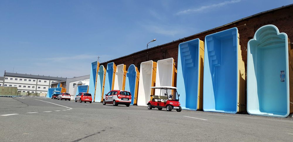 Basen ogrodowy poliestrowy 7,5x3,2x1,55 basen z laminatu od ręki