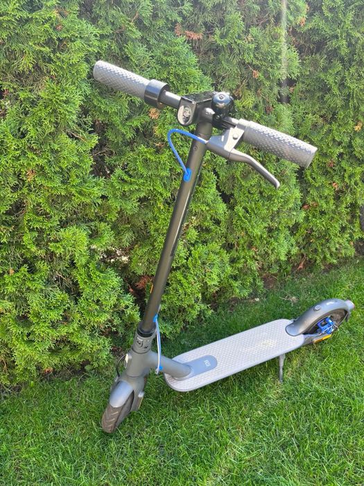 Hulajnoha elektryczna Xiaomi Mi Scooter 3
