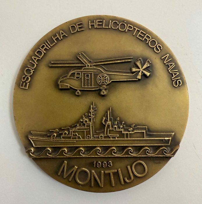 Lindíssima medalha de bronze alusiva à Aviação Naval Portuguesa (1918-1952)