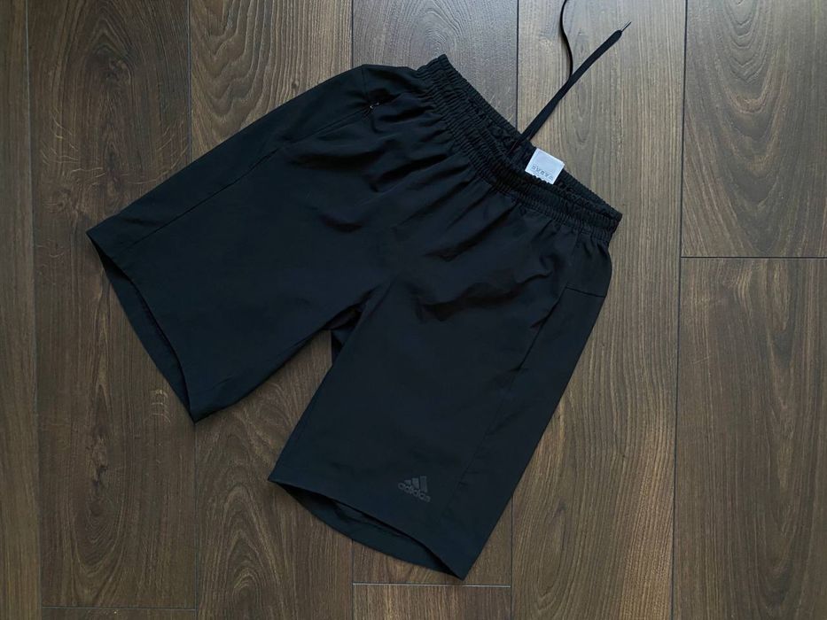 Шорти спортивні Adidas