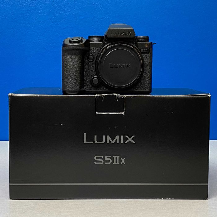 Panasonic Lumix DC-S5 IIX (Corpo) - 24.2MP | 3 ANOS DE GARANTIA