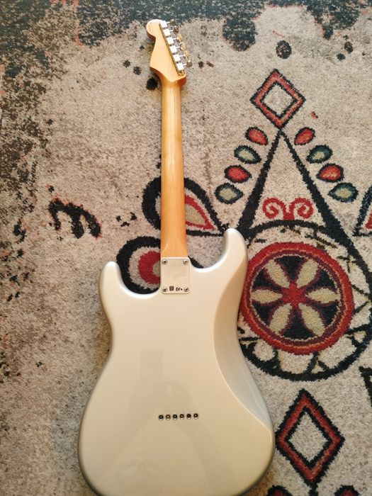 Fender Stratocaster Robert Cray Silver Inca