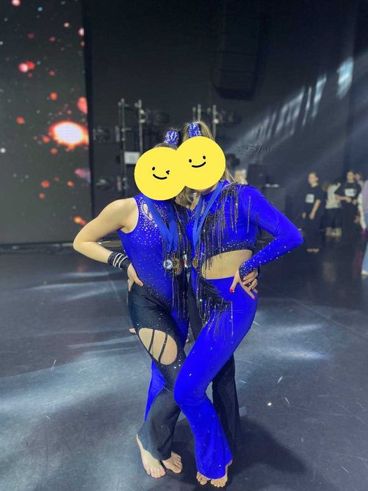 Stroje disco dance duet