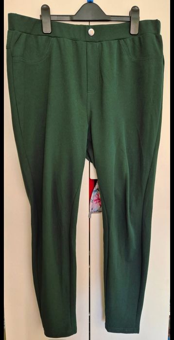 Legginsy damskie.