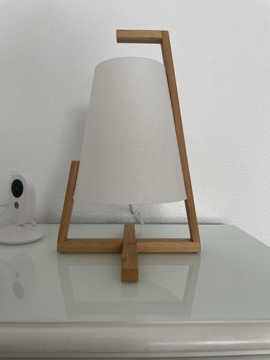Candeeiro de mesa montessori
