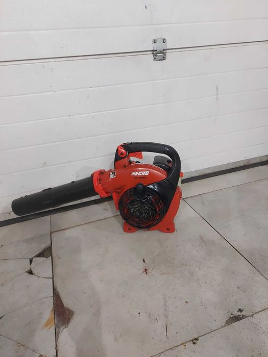 Dmucha spalinowa echo