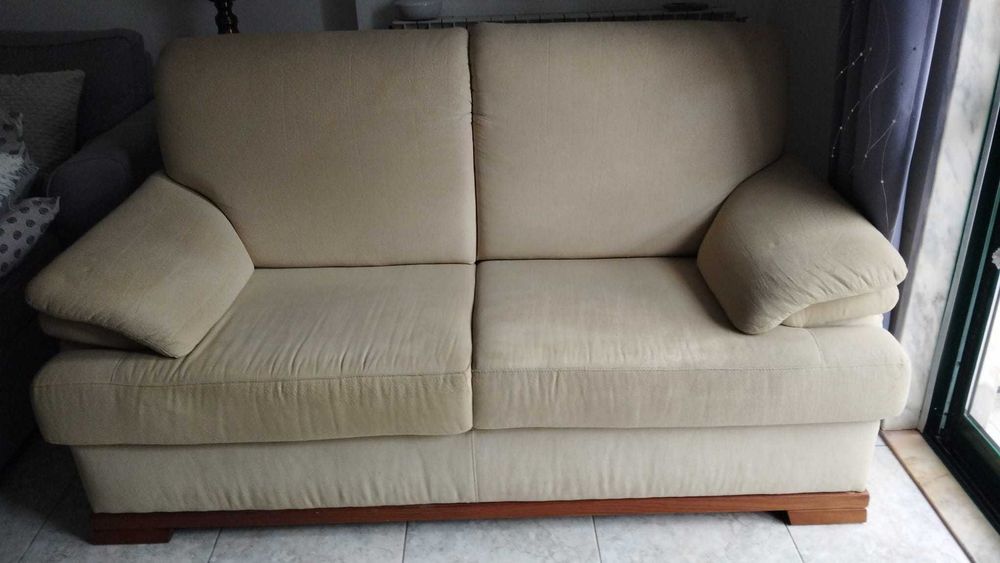 Sofá de tecido 2 lugares