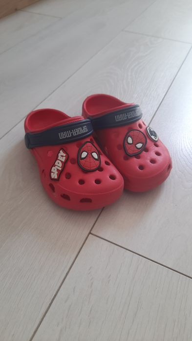 Sprzedam crocsy dziecięce