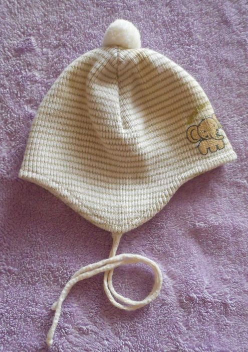 Czapka zimowa z ciepłą podszewką 42-44 roz.