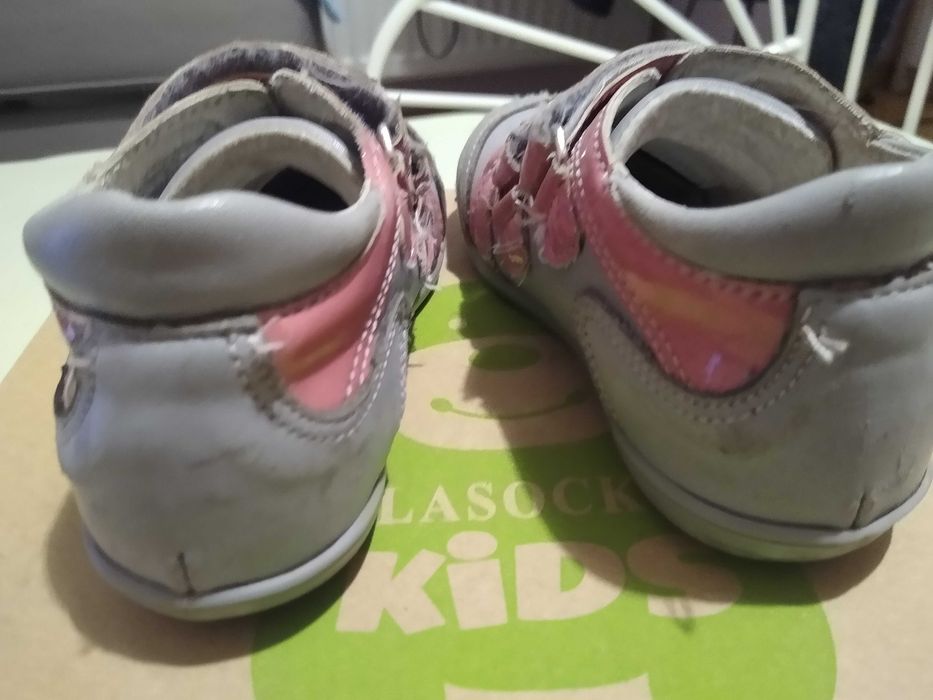 Wszystko po 10 zł - Buty skórzane rozm. 25