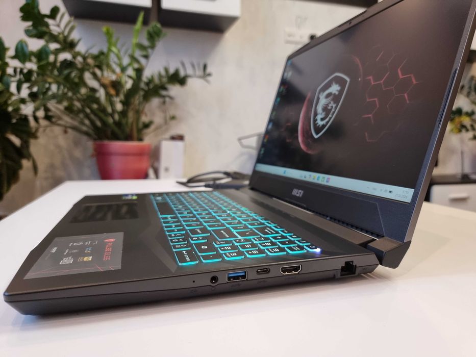 Как новый игровой ноутбук MSI Pulse 15.6 144HZ i7 12650H RTX 3050 1TB 16GB