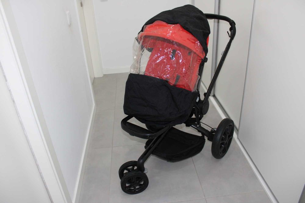 Carrinho Quinny Mood Vermelho -