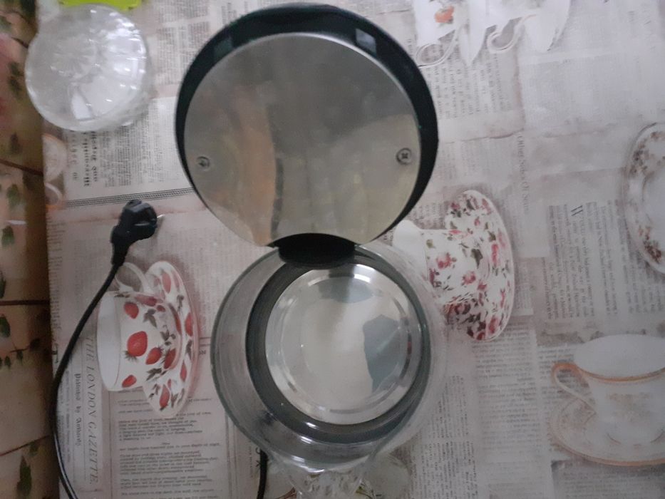 Электро чайник RAF