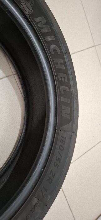2 pneus  mota Michelin
