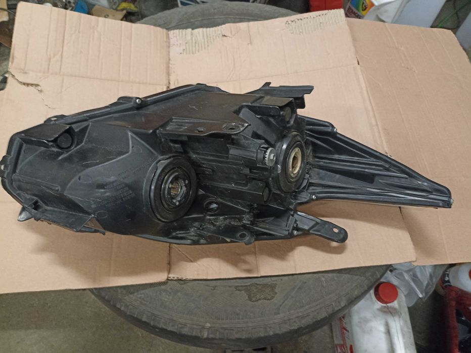 фара приус 30 prius USA америка оригинал