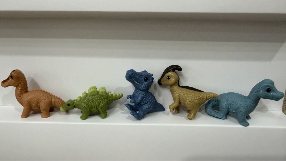 Кіндер Kinder Natoons динозаврики